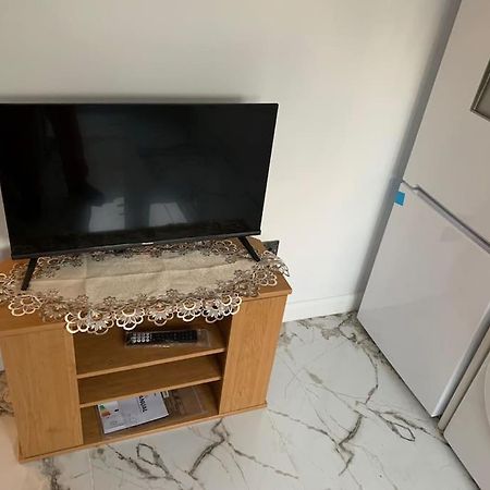 Apartment C, A One Bedroom Flat In South London Carshalton Eksteriør bilde