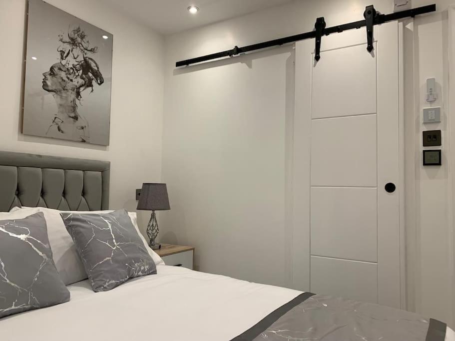 Apartment C, A One Bedroom Flat In South London Carshalton Eksteriør bilde